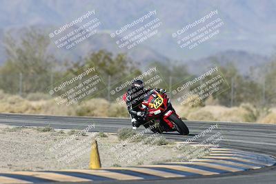 media/Dec-04-2025-Racers Edge (Thu) [[5ebc9f124d]]/3-B Group/1-Session 1 (Turn 7)/